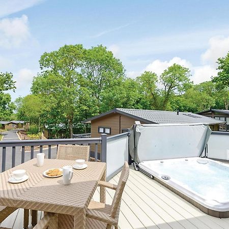 Woodside Bay Lodge Retreat Wootton Bridge  Zewnętrze zdjęcie